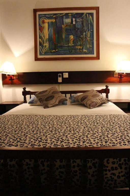 Mamas Coral Beach Hotel 希克杜沃 外观 照片